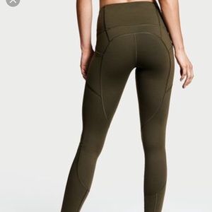 Victoria’s Secret Sport Leggings 1 HR SALE
