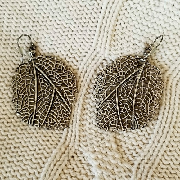 Jewelry - Silver 🍂Leaf 🍂Impression Earrings