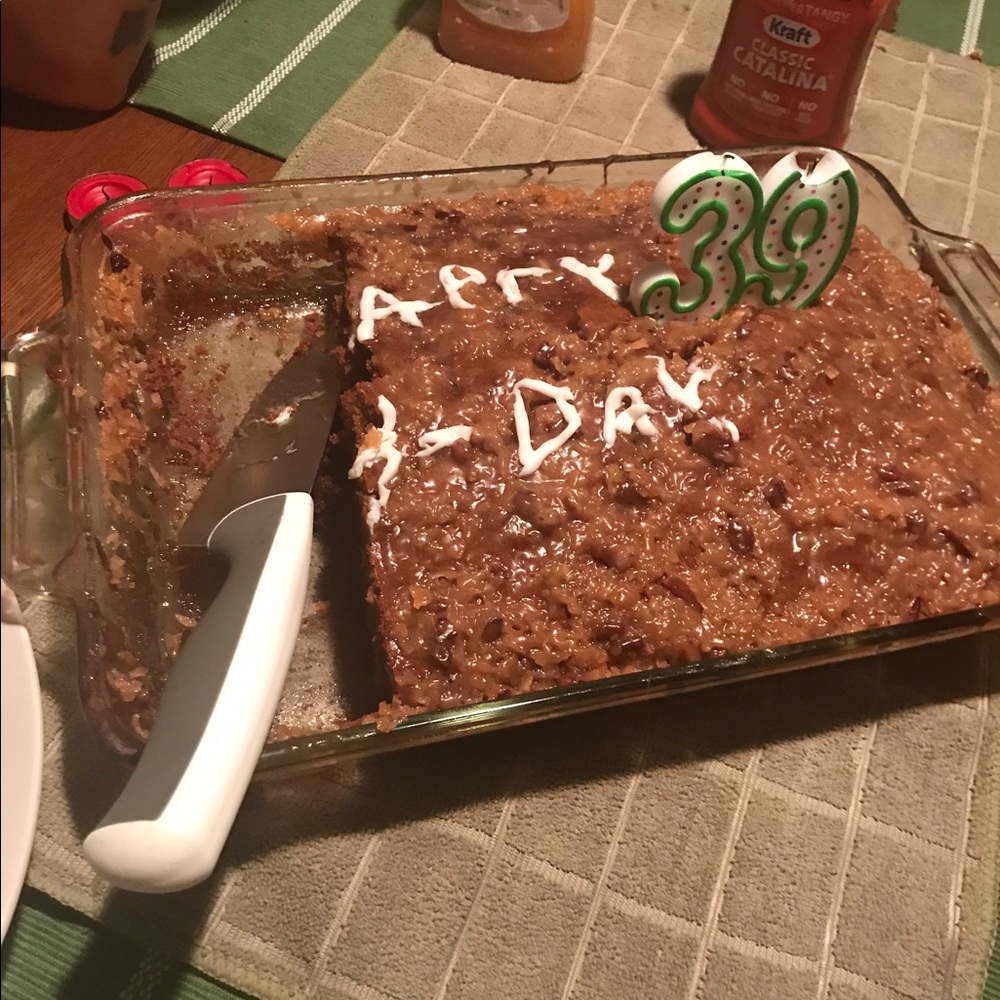 Meet your Posher, Herminia