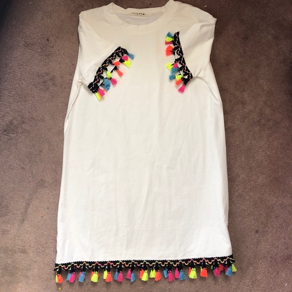 Tops - NWOT Tassel T-shirt
