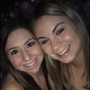 Meet your Posher, Victoria