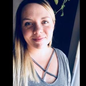 Meet your Posher, Carly