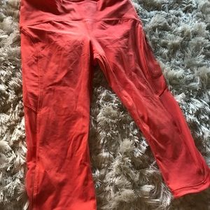 Lululemon Coral Crop Pants Size 6