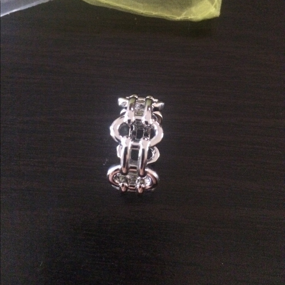 Thurloe multi circle ring