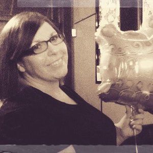 Meet your Posher, Angela
