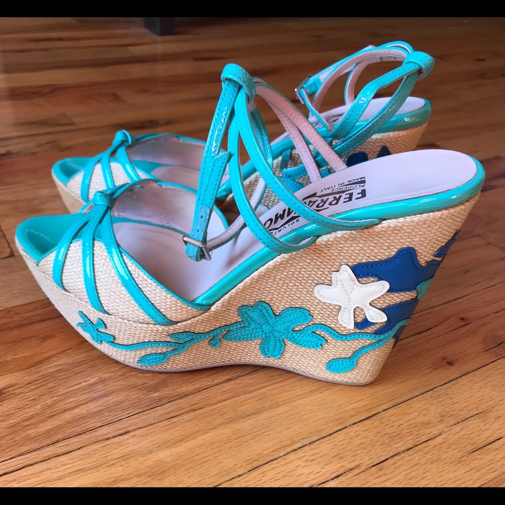 Ferragamo Wedges 4” hells.