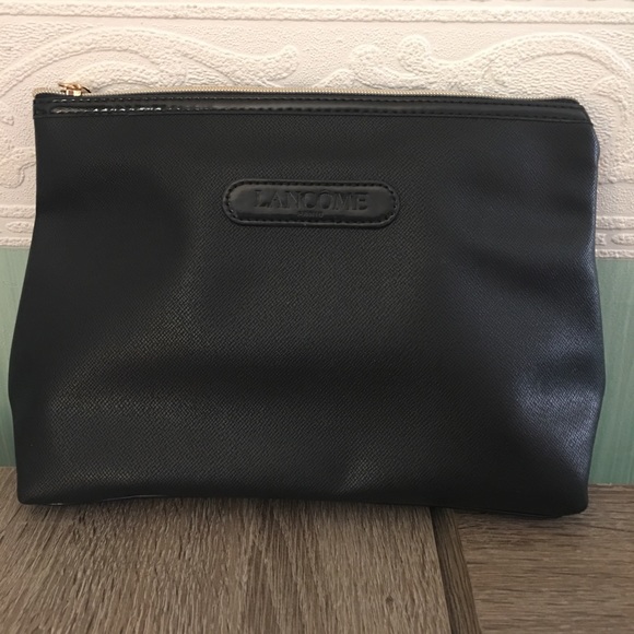 Lancome Handbags - 🔴. 🌼NWOT Lancome cosmetics bag