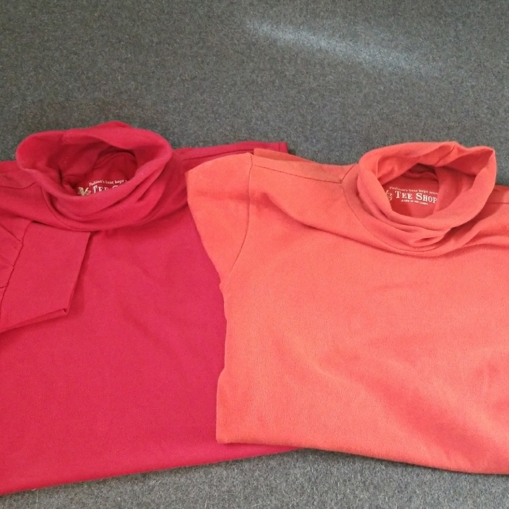 2 VICTORIA SECRET TEE SHOP SHIRTS.