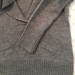 J. Crew grey wool sweater ❤️