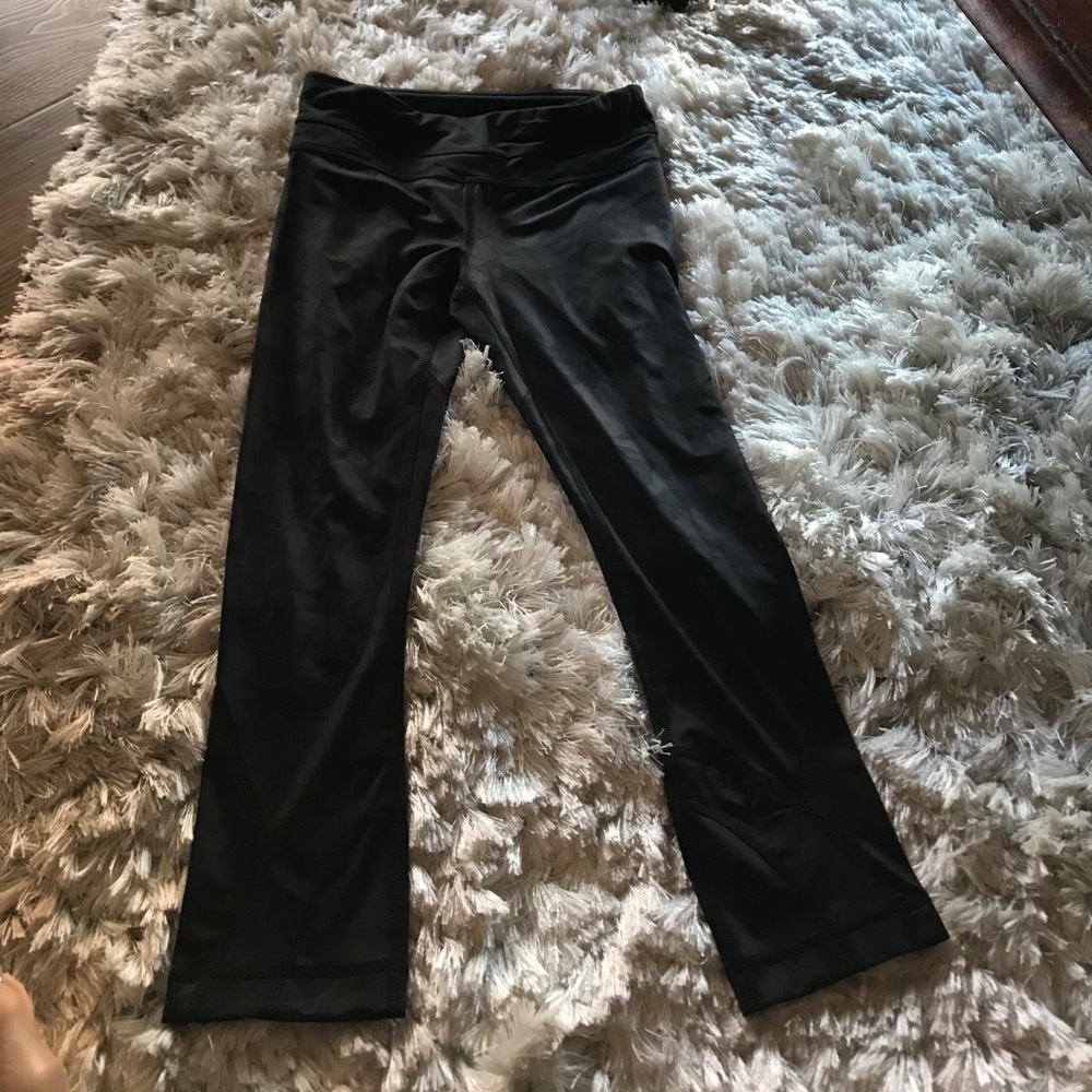 Cropped Lululemon Pants. Size 2