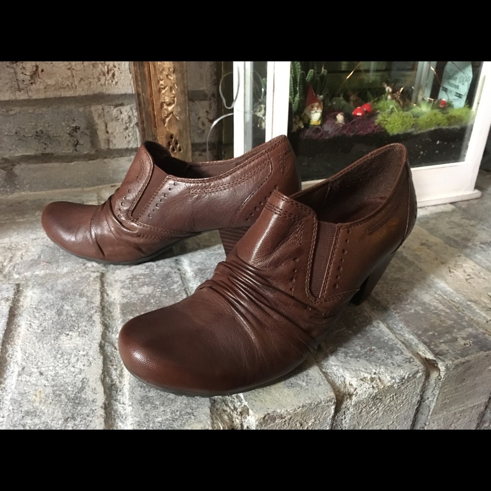 Bare Traps Booties
