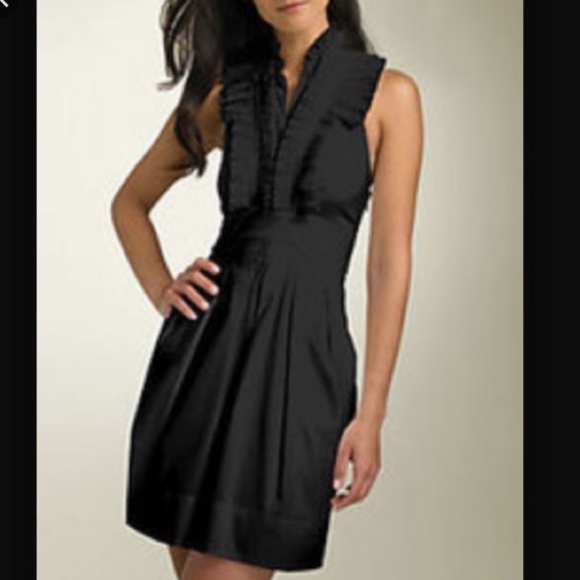BCBGMaxAzria Dresses & Skirts - BCBG Max Azria Halter Cocktail Dress - pristine!