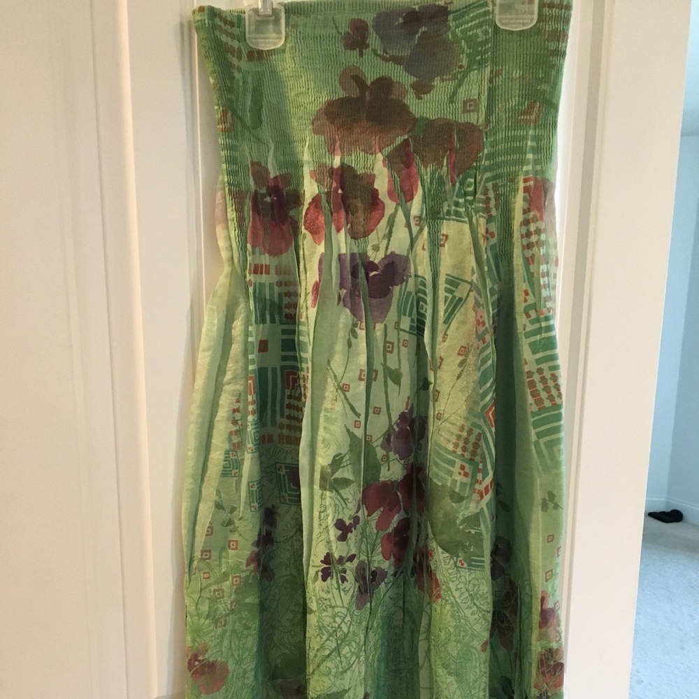 Green cute strapless dress