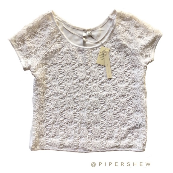 LC Lauren Conrad Tops - 🎈CLOSING SALE❗LC LAUREN CONRAD Lace Raglan Top