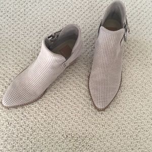 Dolce Vita Gray booties