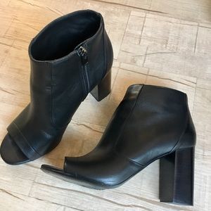 Vince.  Fionn Peep-Toe Bootie.