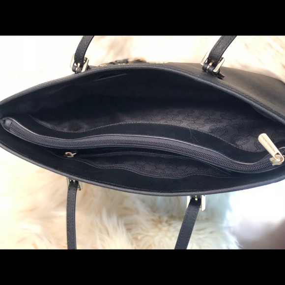 ❤️Michael Kors❤️ - Picture 2 of 2