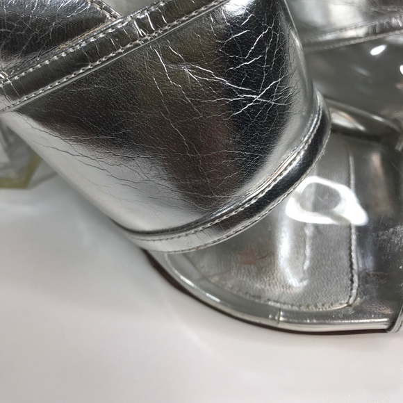 Clear metallic high heels - Picture 4 of 5