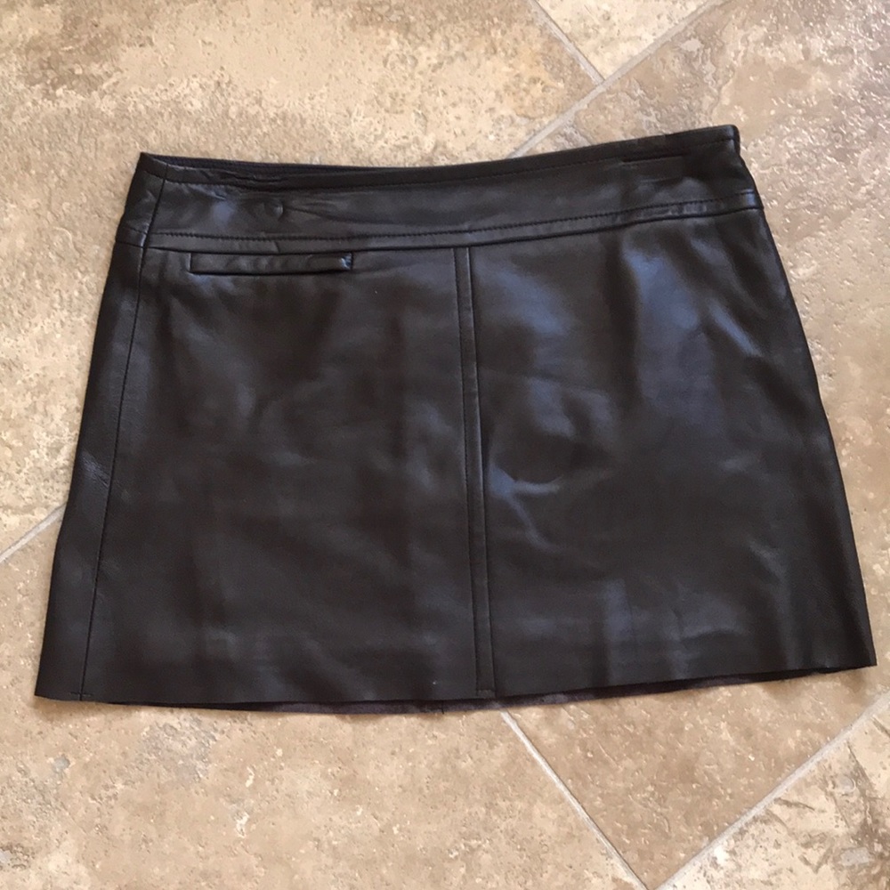 Brow leather mini skirt
