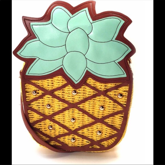 Pineapple wicker purse - Picture 1 of 5