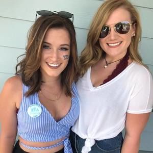 Meet your Posher, Baylee