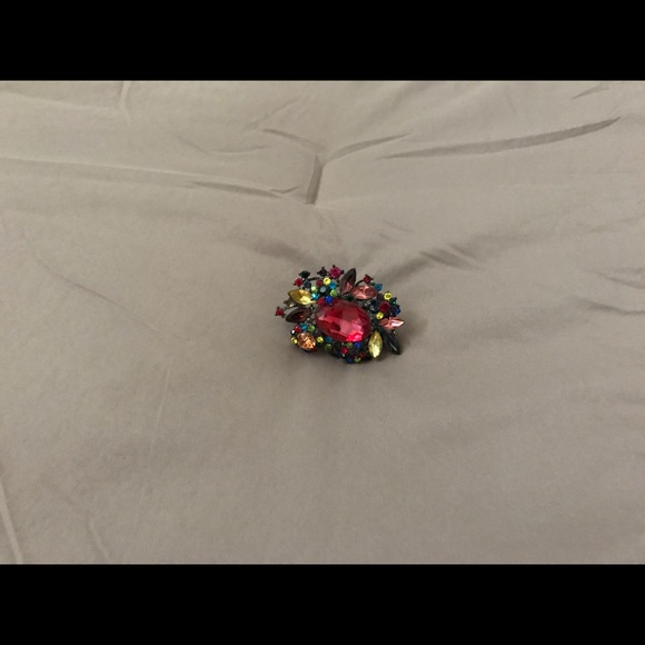 Ring - Picture 1 of 2