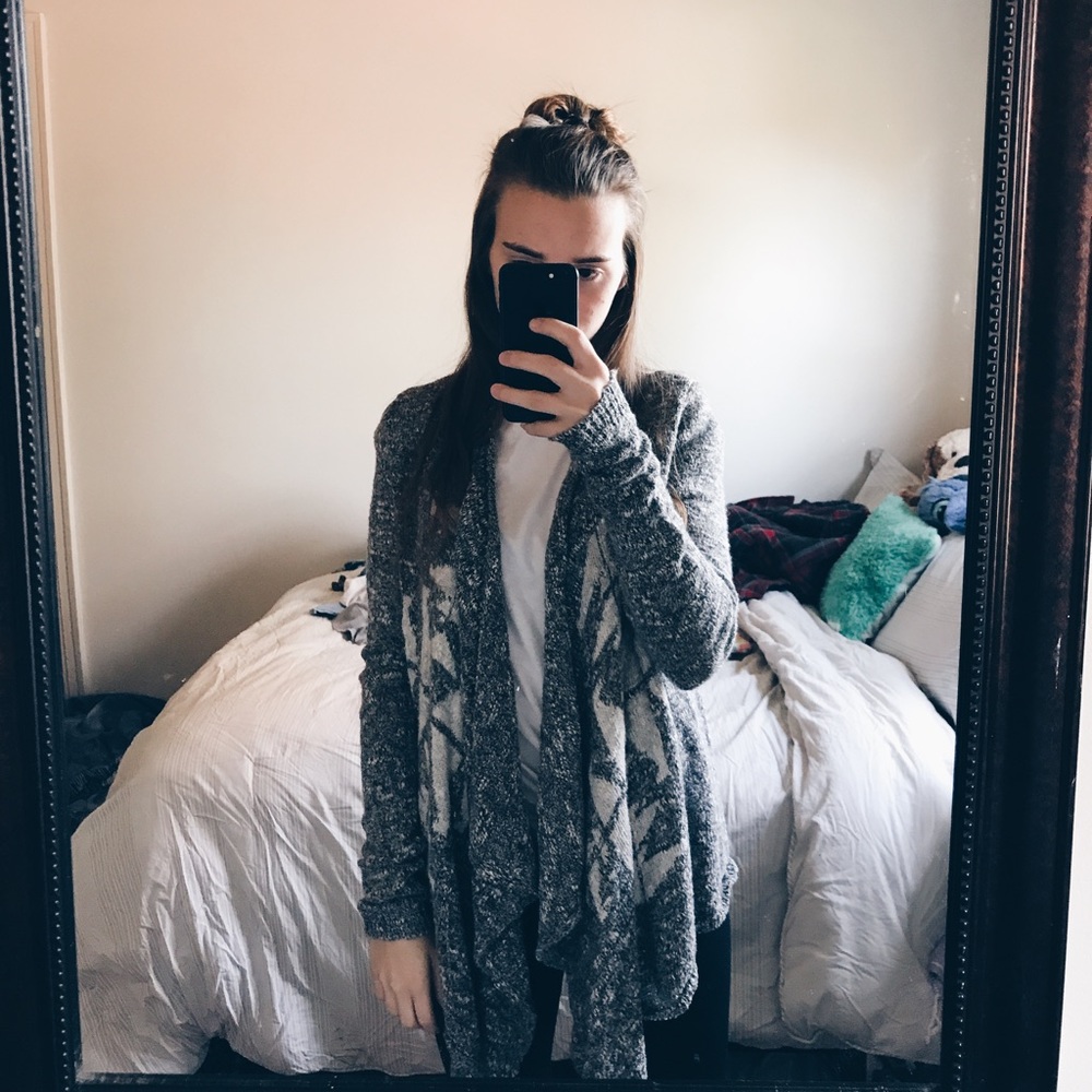 Hollister Cardigan