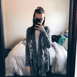 Hollister Cardigan