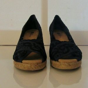 White Mountain Mandarin Espadrille. Blue/Fabric