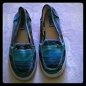 CANVAS MAD POW FLATS