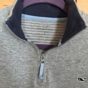 Vineyard vines pullover 🐬