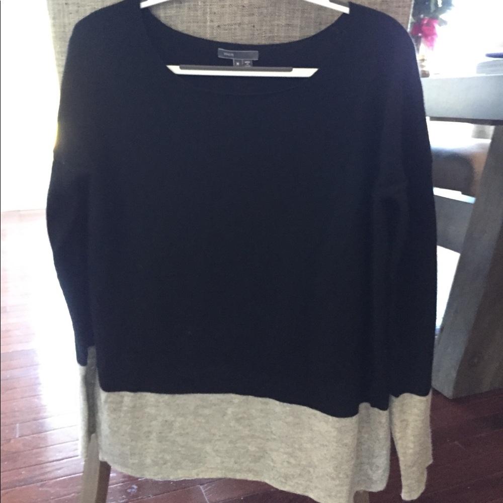 Vince cashmere sweater like new!