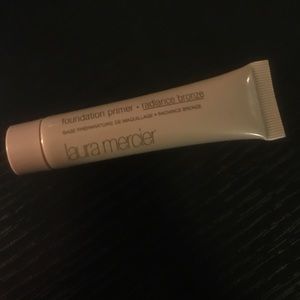 Laura Mercier Foundation Primer
