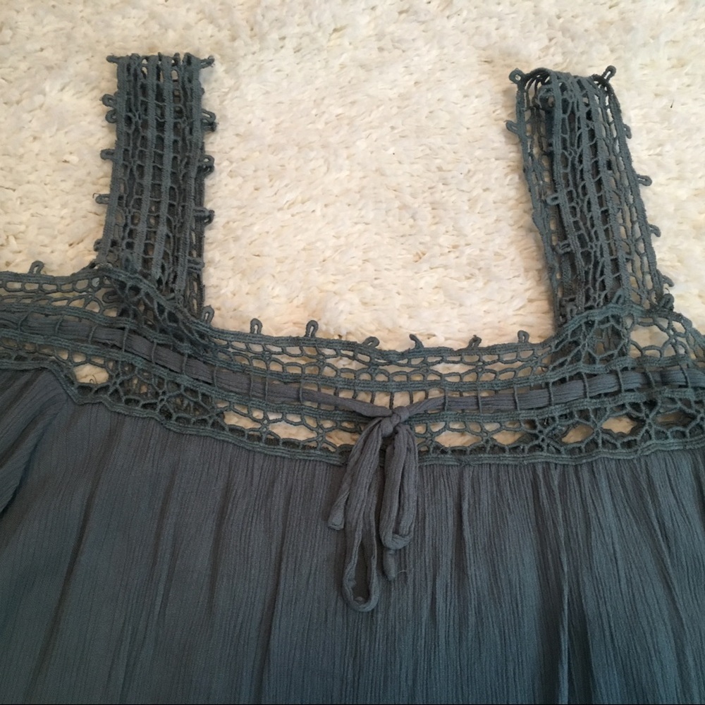 O'Neill Dominica Cold- Shoulder Dress - Picture 6 of 8