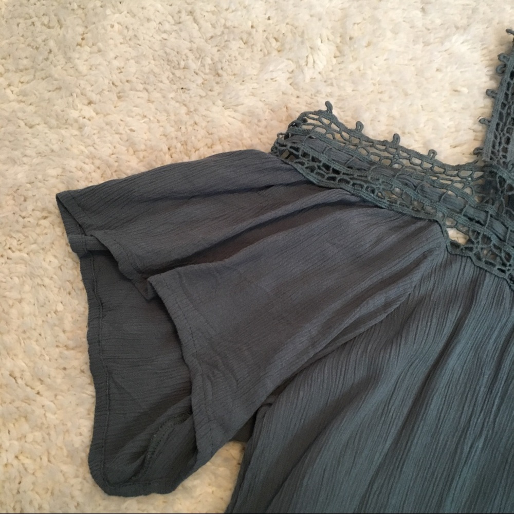 O'Neill Dominica Cold- Shoulder Dress - Picture 7 of 8