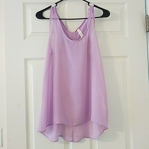 Bow Back chiffon boutique top!