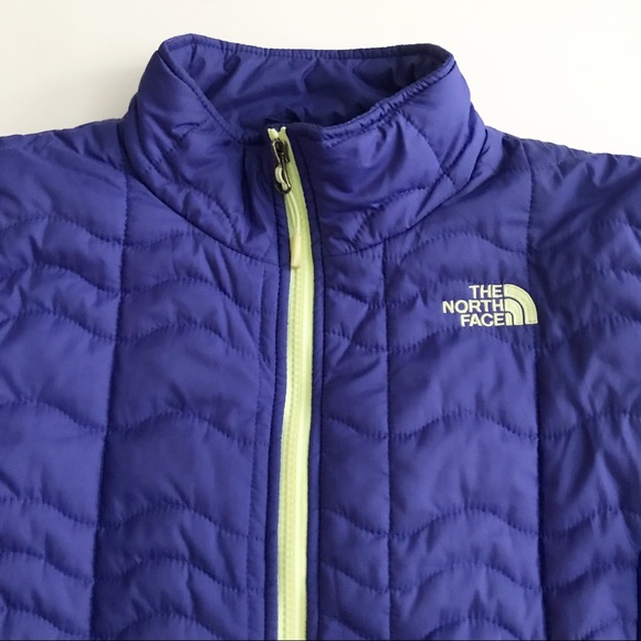 🎉SOLD🎉NorthFace blue Puffer jacket - Picture 2 of 5