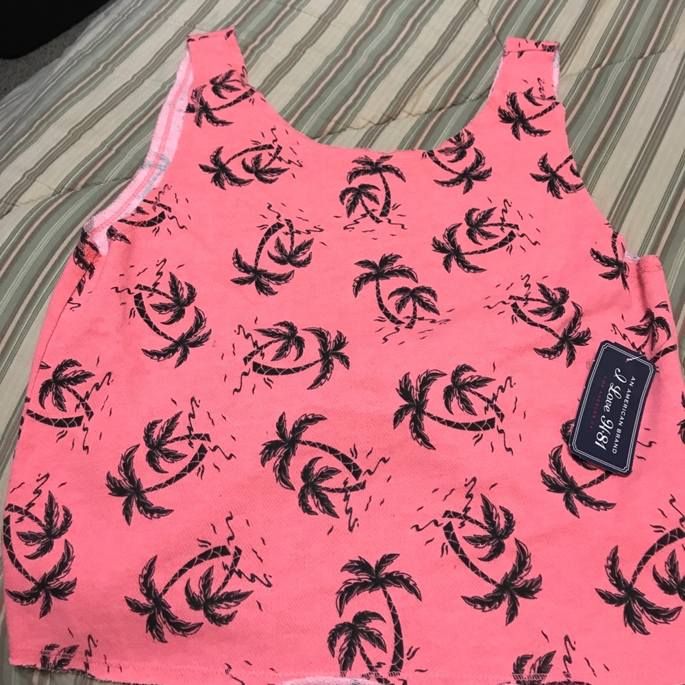 3 for $25 palm tree Tank Top / NWT