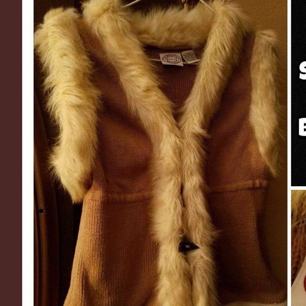 GIRLS SIZE 12-14 FAUX FUR SWEATER VEST WOODBUTTONS