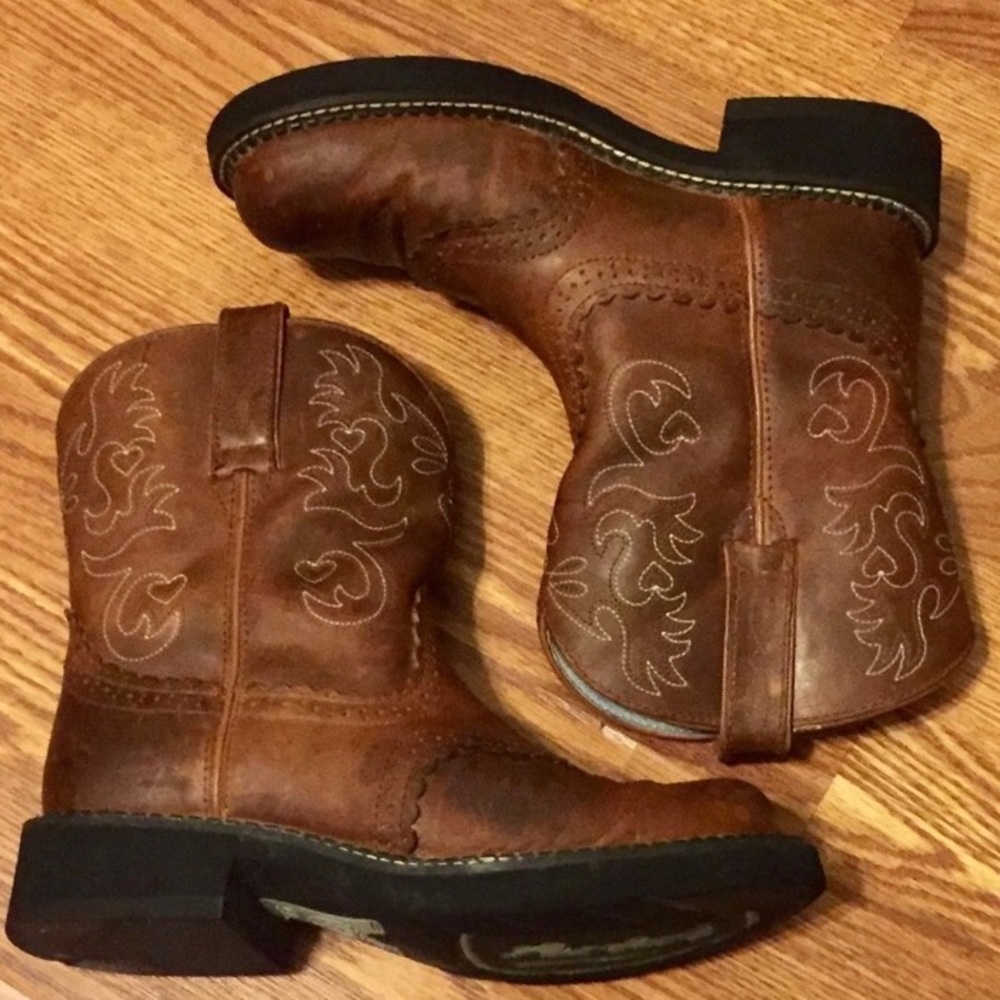 ARIAT "Fat Baby" Saddle Cowboy Boots
