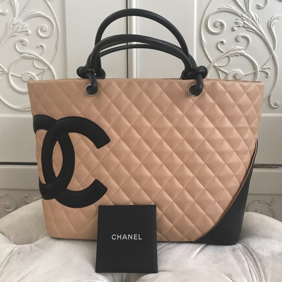 CHANEL Handbags - Chanel Cambone tote black and nude leather bag