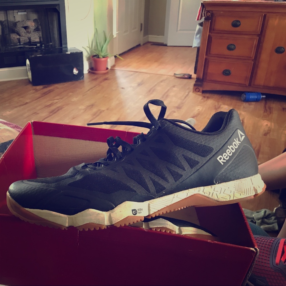 CrossFit Reebok TR’s men’s like new