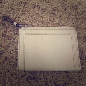 Coach White Coin/Key purse