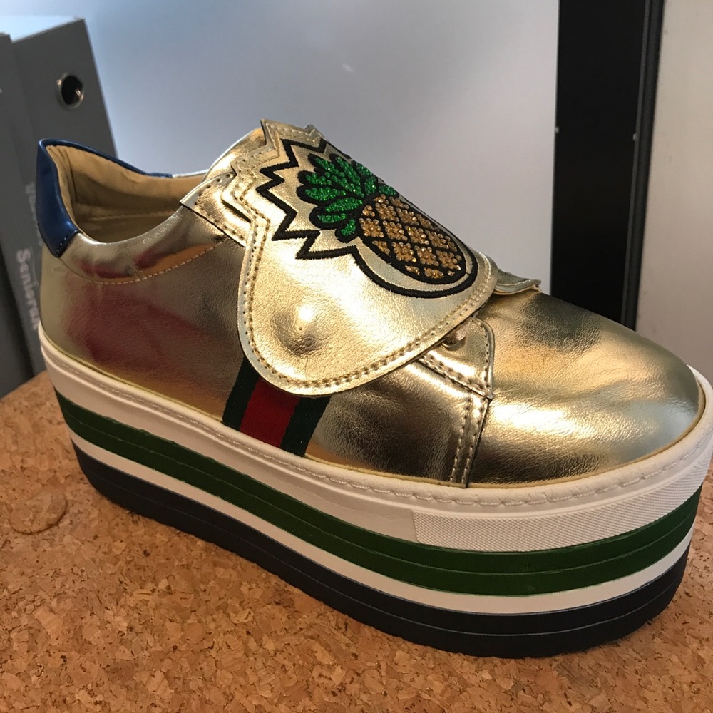 Seniorah Gold pineapple platform sneakers