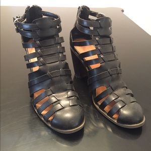 Dolcetta by Dolce Vita black caged booties