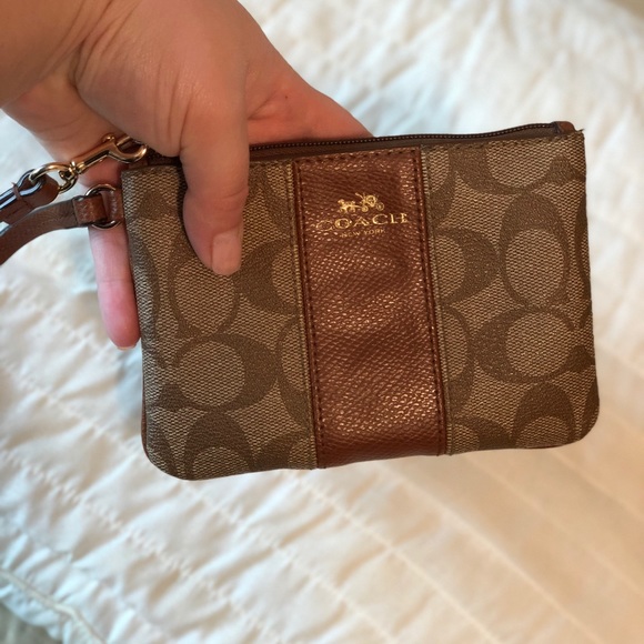 Coach Wristlet - Picture 3 of 5