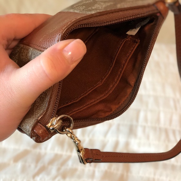 Coach Wristlet - Picture 4 of 5