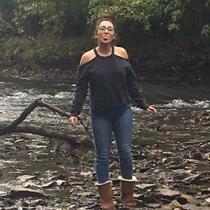 Meet your Posher, Ashlyn