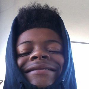 Meet your Posher, Amir