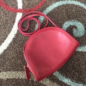 ❤️Red Coach Bag ❣️Small in size ❤️Well loved.